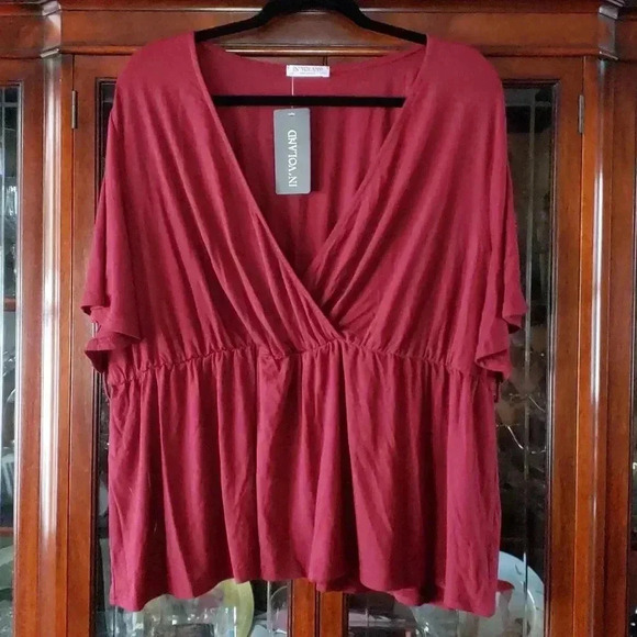 Womens Bundle OLD NAVY and IN' VOLAND Tops and Shorts - Picture 9 of 14